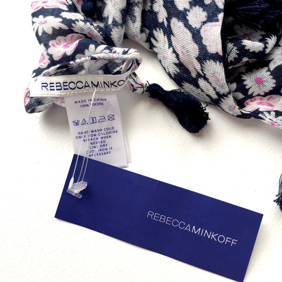 LAST DAY ON POSHMARK Rebecca Minkoff Jasmine Scarf - Picture 2 of 4